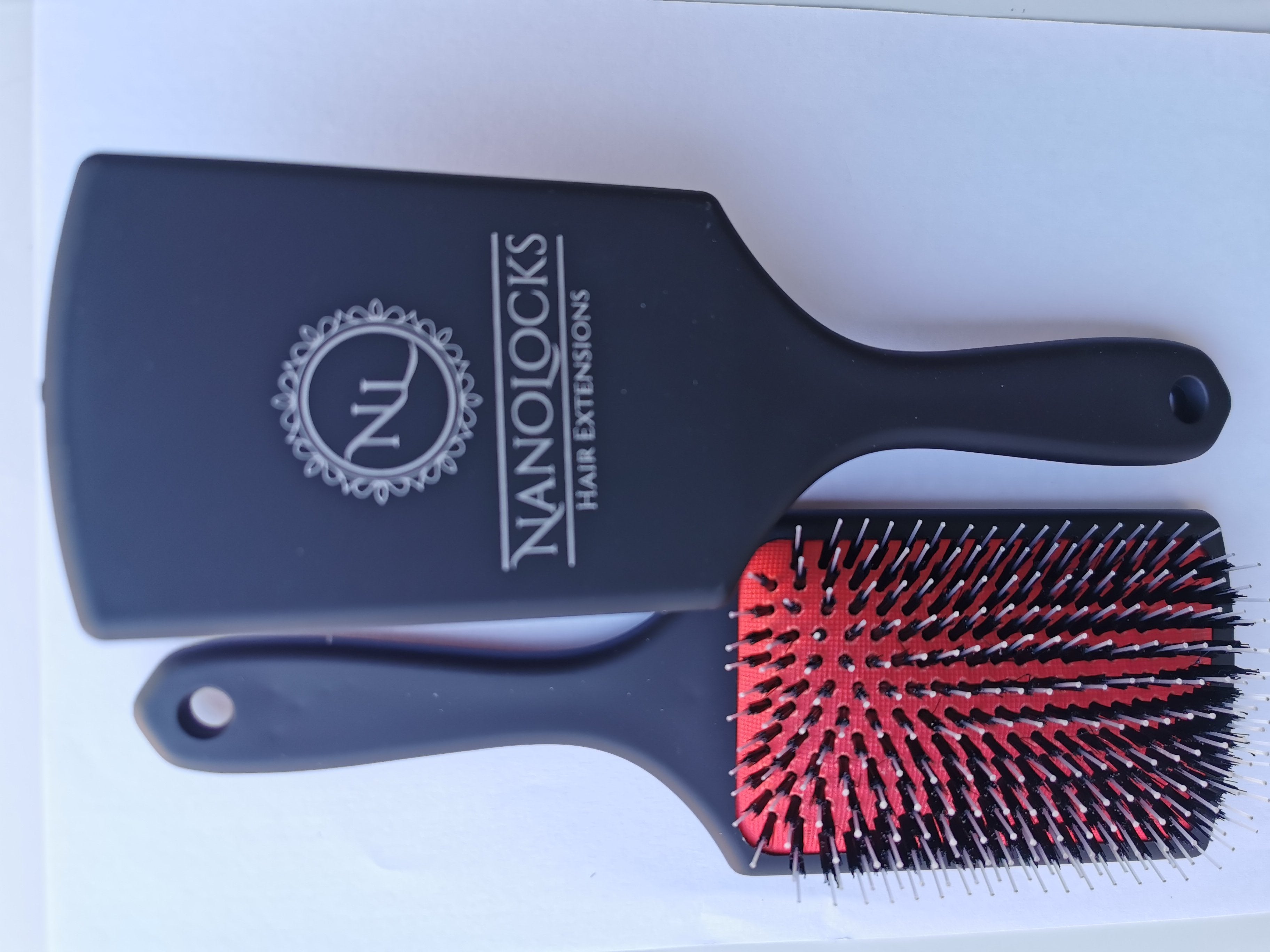 Nanolocks Paddle Brush
